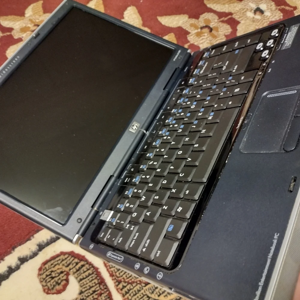 Hp pavilion dv1000 laptop